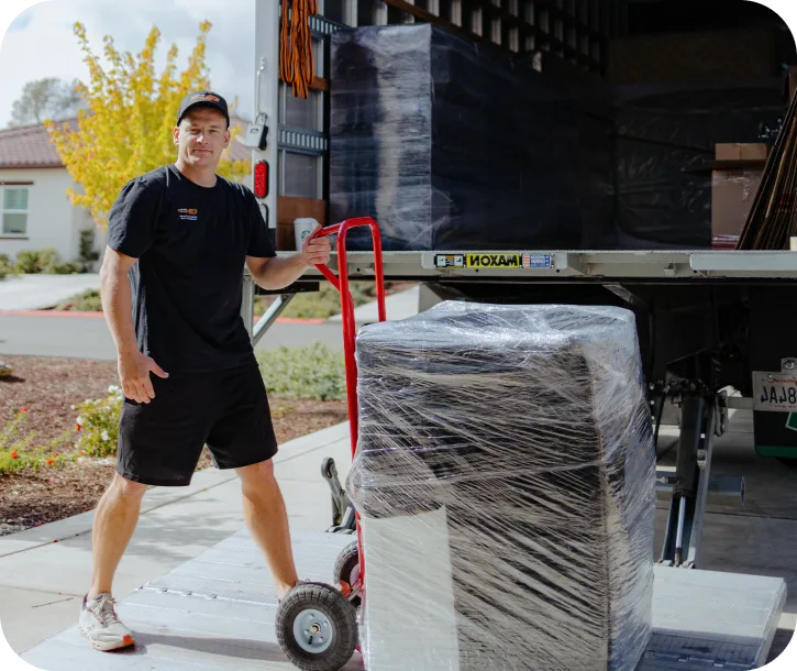 Chico movers near me from Service Pro Movers working together for a local move in Chico, CA.