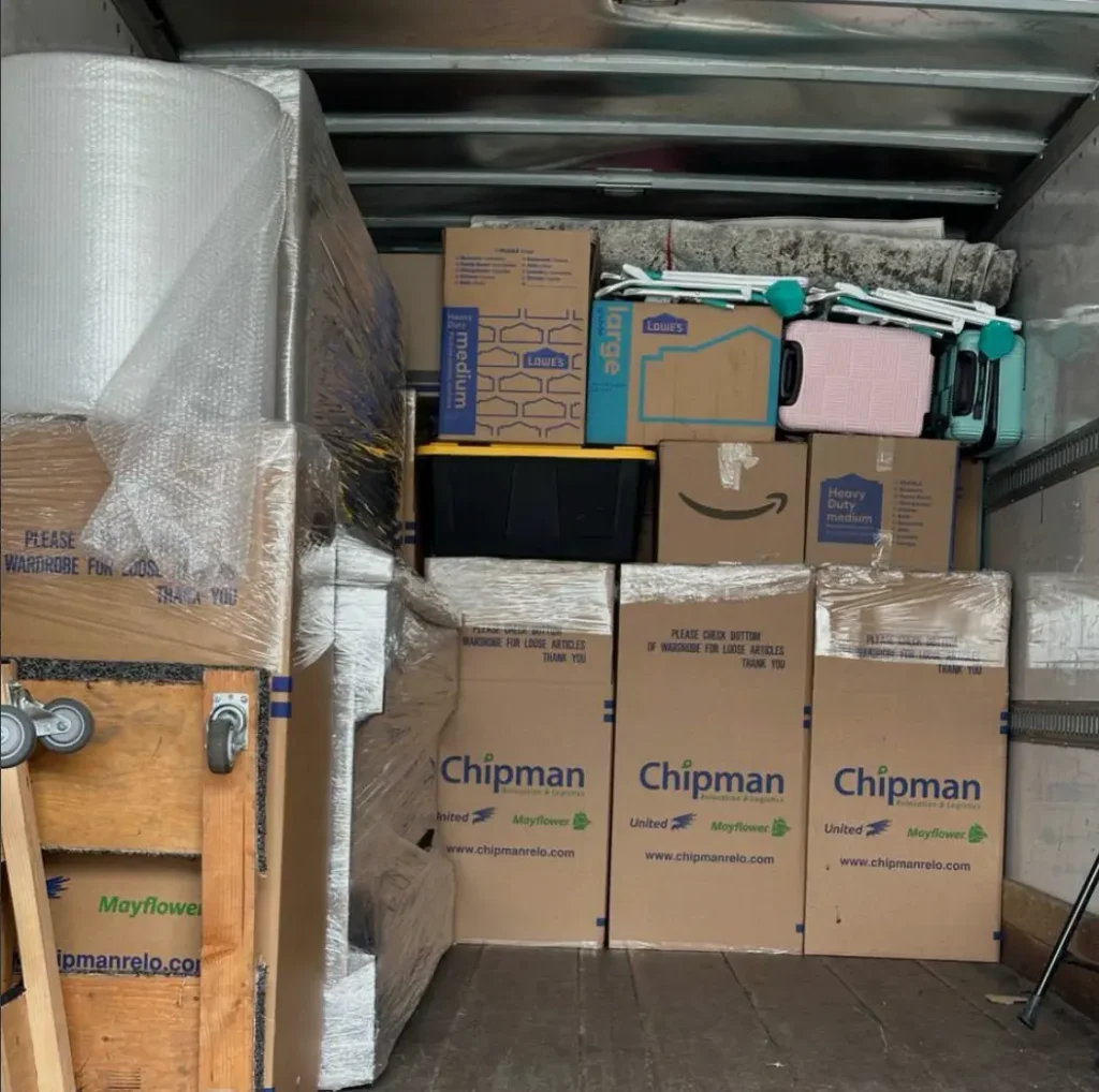 do movers pack for you full-service movers with customers on moving day
